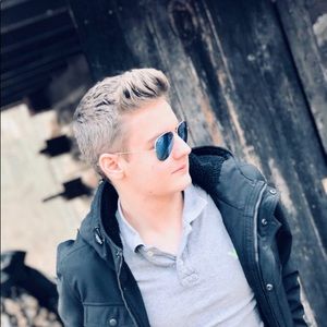 Meet your Posher, Timothy